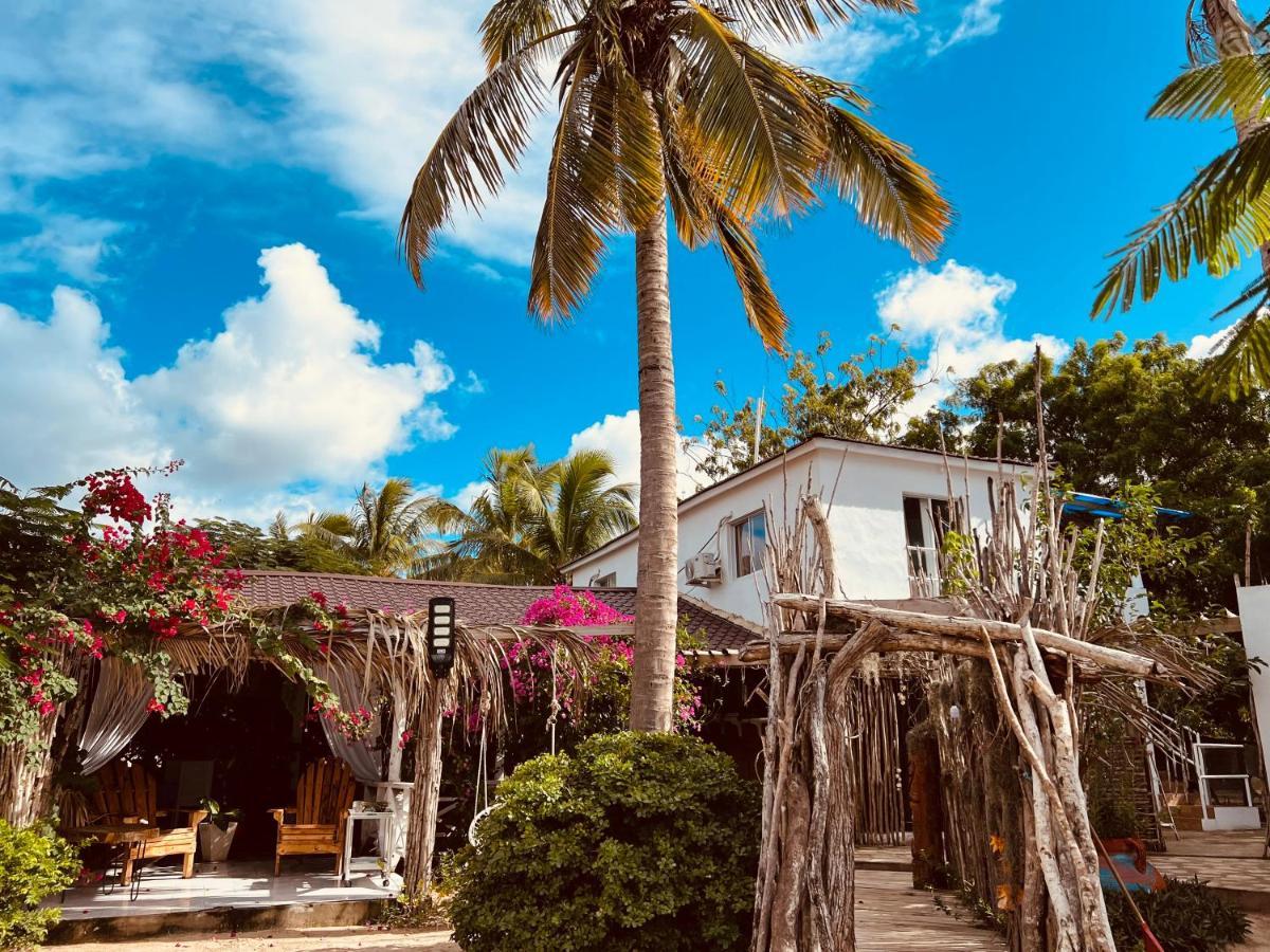 Bluemare Ecohotel Frente A La Playa Ensendada Punta Rucia Esterno foto